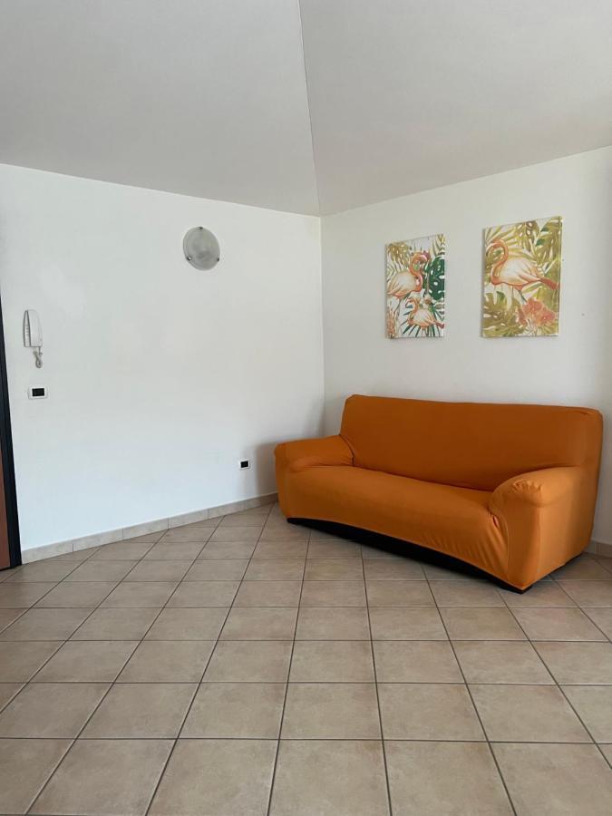 A Casa Di Olivia Leilighet Girasole Eksteriør bilde