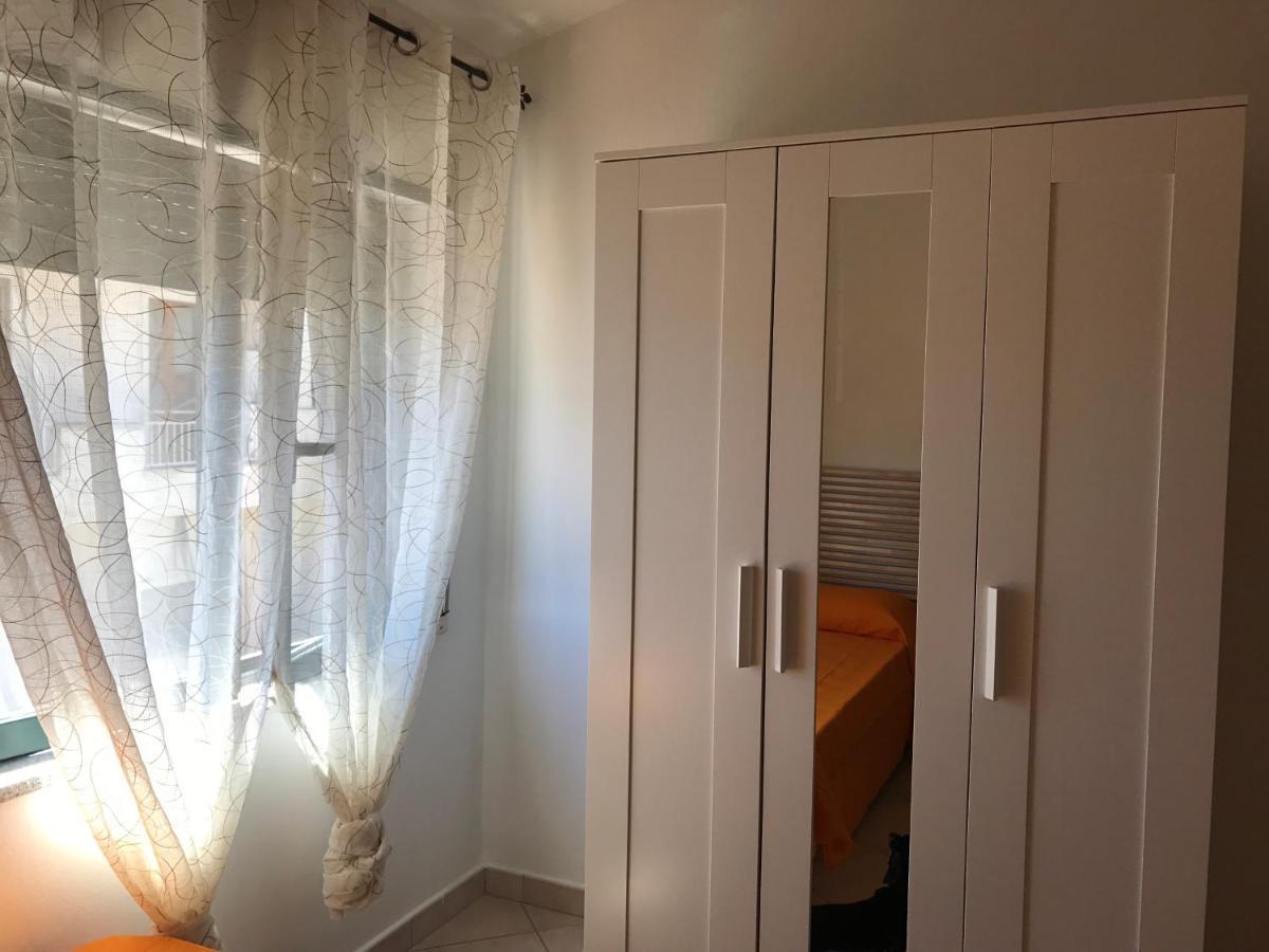 A Casa Di Olivia Leilighet Girasole Eksteriør bilde